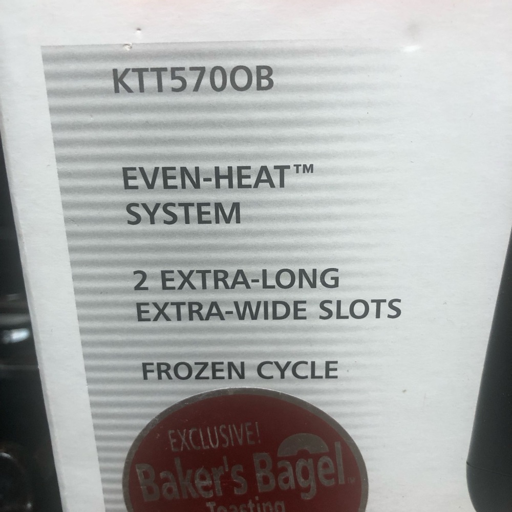 KitchenAid Digital Toaster - Picture 2 of 10